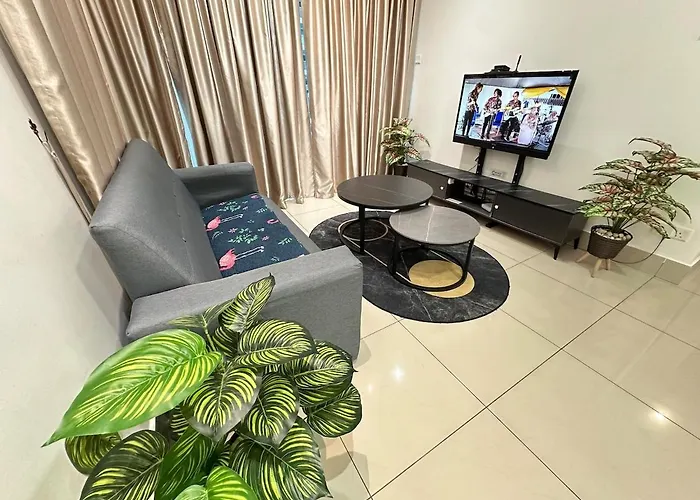 Anaqi Homestay By Razak City Sg Besi